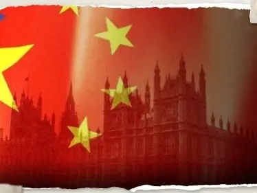 القبض على باحث بريطاني مرتبط بكبار الشخصيات ومتهم بـ