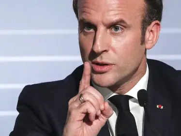 ماكرون يدعو إلى تعزيز مكافحة الإرهاب في منطقة الساحل الأفريقي - وكالة ستيب نيوز