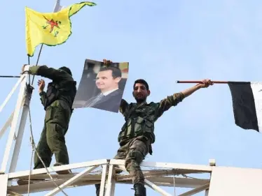 اجتماعات مكوكيّة برعاية روسيّة بين النظام السوري والأكراد للتوصل لتسوية عسكرية وسياسية لمناطق سيطرة "قسد" - وكالة ستيب نيوز