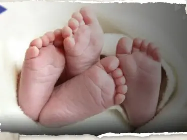 امرأة أوغندية تبلغ من العمر 70 عاماً تنجب توأماً بحادثة وصفت بـ"المعجزة" - وكالة ستيب نيوز