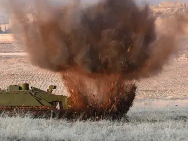 ضمن نطاق تحويل سوريا لحقل تجارب.. روسيا تجرب آلية عسكرية حديثة - وكالة ستيب نيوز