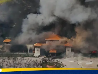 من البرلمان إلى منزل الرئيس.. النار في كل مكان بنيبال والجيش يتحرك (فيديو) - وكالة ستيب نيوز