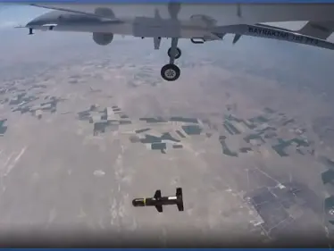 بالفيديو || روسيا تعلن عن استخدام طائرة مسيرة طراز أوريون في قصف 17 موقع داخل سوريا - وكالة ستيب نيوز