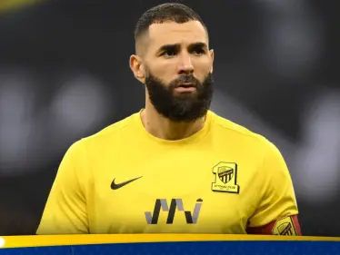 كريم بنزيما يغادر السعودية إلى مدريد بسبب 