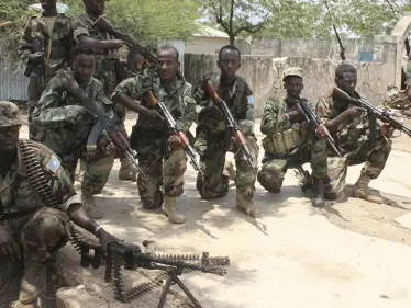 معركة بالأسلحة النارية وسط العاصمة الصومالية مقديشو - وكالة ستيب نيوز