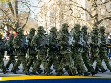 الناتو يحذر من حرب شاملة مع روسيا.. ويرجح الموعد ويوجه دعوة للمدنيين - وكالة ستيب نيوز