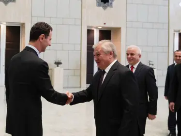 بشار الأسد يستقبل وفداً روسياً رفيع المستوى بدمشق.. وإعادة اللاجئين السوريين على طاولة الاجتماع - وكالة ستيب نيوز