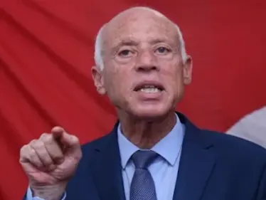 محاولة اغتيال الرئيس التونسي قيس سعيد قيد التحقيق من السُلطة القضائية وأصابع الاتهام إلى جهة ألمح إليها (فيديو) - وكالة ستيب نيوز