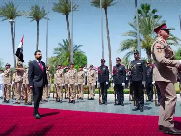 بترايوس في بغداد.. هل يُحسم نزع سلاح الفصائل؟ - وكالة ستيب نيوز