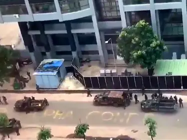 محاولة انقلاب فاشلة بدولة أفريقية وجيشها ينتشر بشوارع العاصمة معتقلاً العشرات - وكالة ستيب نيوز