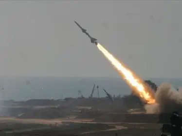 الحوثيون يستهدفون مدينة تعز بصاورخ باليستي تزامناً مع وصول المبعوث الأممي - وكالة ستيب نيوز