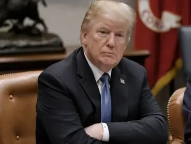 فريق ترامب القانوني يطلب رفض الاتهامات وبايدن يتحدث عن عرض من مجلس الشيوخ - وكالة ستيب نيوز