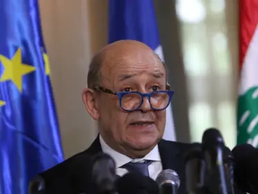 وزير الخارجية الفرنسية: الاتحاد الأوروبي لن يقف مكتوف الأيدي مما يجري في لبنان - وكالة ستيب نيوز