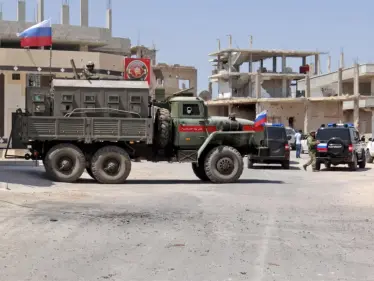 القوات الروسية تدخل درعا البلد تنفيذاً لبنود الاتفاق الجديد - وكالة ستيب نيوز