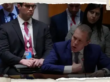 خلال جلسة طارئة لمجلس الأمن.. مندوب إسرائيل "يستفز" الدول بنجمة صفراء ما دلالتها؟ - وكالة ستيب نيوز