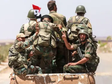 النظام السوري يجدد قصف درعا البلد والمخابرات الجوية تنسحب من حاجزين بعد تقدم أحرزه مقاتلو درعا - وكالة ستيب نيوز