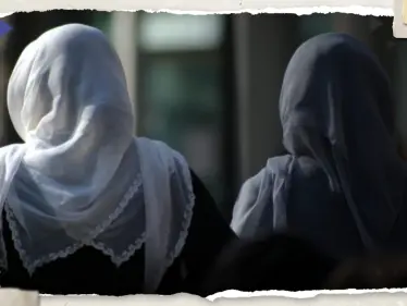 عقاب "غير متوقع" من مدرسة إندونيسية لفتيات بسبب الحجاب - وكالة ستيب نيوز