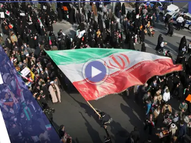 بالفيديو|| تظاهرات العطش في أصفهان تهتف "الموت لخامنئي" والسلطات تقطع الإنترنت وسط اندلاع صدامات مع المحتجين - وكالة ستيب نيوز