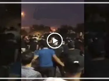 مشهد صادم لسيارة تدهس متظاهرين جنوب العراق - وكالة ستيب نيوز