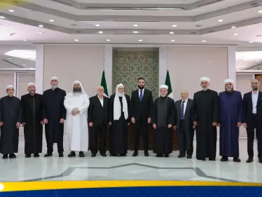 أشعري وصوفي أم سلفي؟.. جدل يشتعل بين السوريين بعد قرار الشرع بتعيين مجلس الإفتاء - وكالة ستيب نيوز