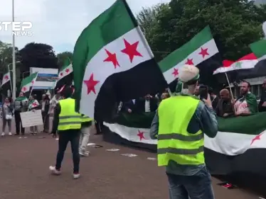 مظاهرة أمام محكمة الجنايات الدولية في هولندا للمطالبة بالمعتقلين وتضامناً مع إدلب - وكالة ستيب نيوز