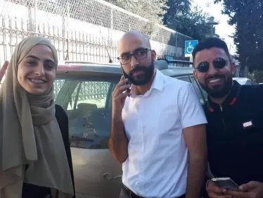 بالفيديو|| لحظة إفراج القوات الإسرائيلية عن الناشطة المقدسية منى الكرد - وكالة ستيب نيوز