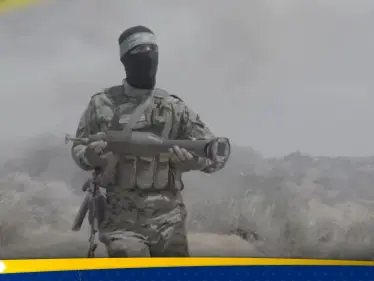 من مسافة صفر.. شاهد كيف دمر مقاتل من القسام بمفرده دبابة إسرائيلية وحولها لكرة نارية - وكالة ستيب نيوز