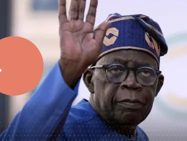 رئيس نيجيريا يستدعي جميع سفراء بلاده في العالم على الفور.. لهذا السبب - وكالة ستيب نيوز