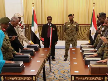 مجلس السيادة السوداني يكشف ما يريده.. متحدثاً عن حرب إذا وقعت "ستنتصر" فيه - وكالة ستيب نيوز