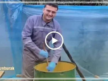 بالفيديو|| من الطبخ والمحاشي إلى التجارب.. الشيف "بوراك" يجري تجربة كيميائية خطيرة - وكالة ستيب نيوز