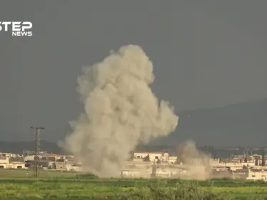 شاهد غارات بالصواريخ الأرتجاجية تستهدف مدينة اللطامنة شمال حماة - وكالة ستيب نيوز