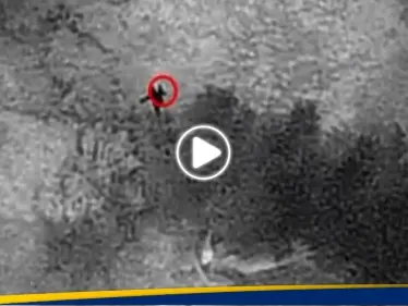 الجيش الإسرائيلي يوثق كيف استهدفت طائراته عناصر حماس بعد خروجهم من نفق (فيديو) - وكالة ستيب نيوز