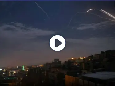 بالفيديو|| قصف إسرائيلي على سوريا من الأجواء اللبنانية.. وأصوات مرعبة للصواريخ - وكالة ستيب نيوز