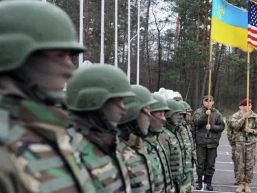 استعدادات الحرب.. واشنطن تبدأ نقل الأسلحة والذخائر إلى أوكرانيا - وكالة ستيب نيوز