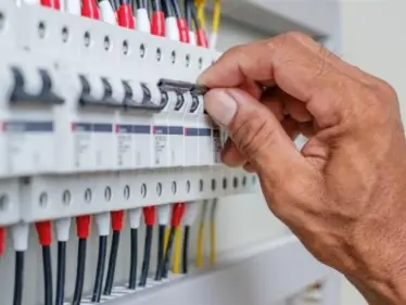 وزراء الطاقة بسوريا والأردن ولبنان يكشفون موعد تصدير الكهرباء للبنان وارتباطه بإصلاح البنية التحتية لسوريا - وكالة ستيب نيوز