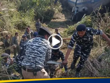 شاهد|| انحراف طائرة عسكرية ميانمارية عن المدرج الهندي.. وأنباء عن وقوع 12 مصاب - وكالة ستيب نيوز