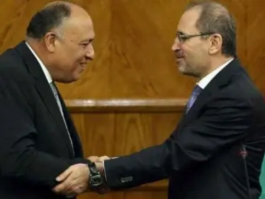 وزير الخارجية الأردني ونظيره المصري يتحدثان عن اتفاق وقف إطلاق النار وما يعملان عليه لأجل غزة - وكالة ستيب نيوز