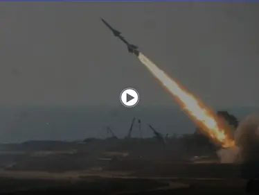 شاهد|| ميليشيا الحوثي تستهدف مكة المكرمة بطائرات مفخخة وفيديوهات توثق تدمير صواريخ أطلقت باتجاه المدنيين - وكالة ستيب نيوز