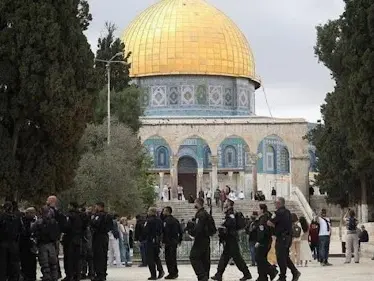بالفيديو || مستوطنون يؤدون "الصلوات الصامتة" في باحات الأقصى.. غضب فلسطيني وتنديد عربي - وكالة ستيب نيوز