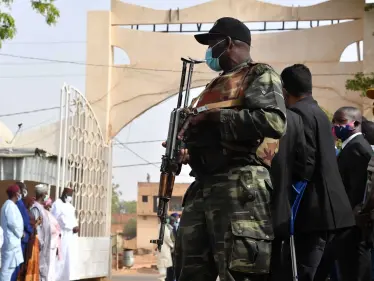 محاولة انقلاب في النيجر على الرئيس محمد بازوم بعد يومين من توليه الحكم - وكالة ستيب نيوز