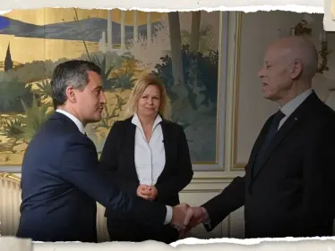 الرئيس التونسي ينهي الجدل حول المُهاجرين.. هل سيتم توطينهم؟ - وكالة ستيب نيوز