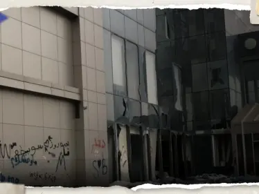 رصد نيران تخرج من مبنى مهجور بالسعودية تثير الريبة ومطالبة السُلطات بالتدخل - وكالة ستيب نيوز