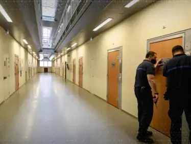 نيكولا ساركوزي يواجه صدمة سجن لاسانتي القاسي - وكالة ستيب نيوز