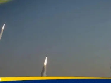 "600 صاروخ بانتظارهم".. إيران تهدد إسرائيل وأمريكا - وكالة ستيب نيوز