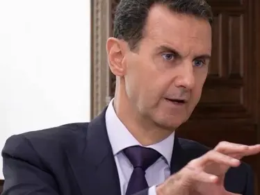 خرج من الحجر غاضباً.. بشار الأسد يعلق على انهيار الليرة وينصح السوريين بالتعامل معه بهذه الطريقة - وكالة ستيب نيوز