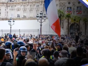 قانون ماكرون لرفع سن التقاعد يدخل حيّز التنفيذ في سبتمبر.. ومسؤولة فرنسية تدعو للإضرابات - وكالة ستيب نيوز