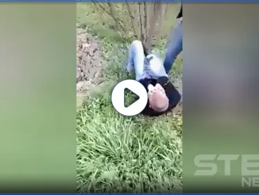 شاهد كيف انتقم شبّان مسلمون من رجل روسي اعتدى على امرأة محجبة بحديقة عامة بموسكو (فيديو) - وكالة ستيب نيوز