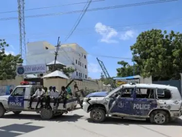 تفجير انتحاري في مقديشو العاصمة الصومالية والشرطة تحبط آخر - وكالة ستيب نيوز