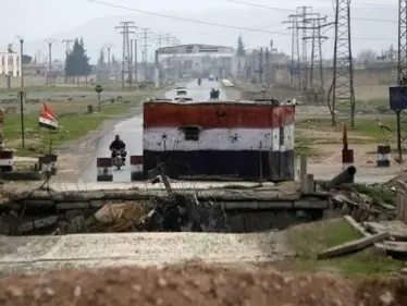 وجهاء بلدة بريف درعا الغربي يصلون لاتفاق مع ضباط النظام السوري.. ومصدر يكشف مضمونه - وكالة ستيب نيوز