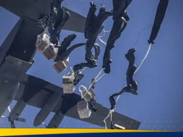 "طيور الخير".. الإمارات تعلن تنفيذ إنزال جوي لمساعدات غزة - وكالة ستيب نيوز